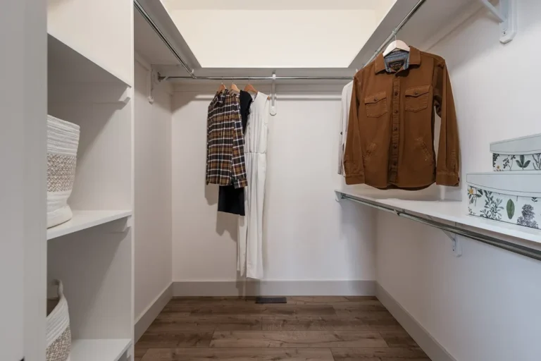 Internet_20251024_184507_24