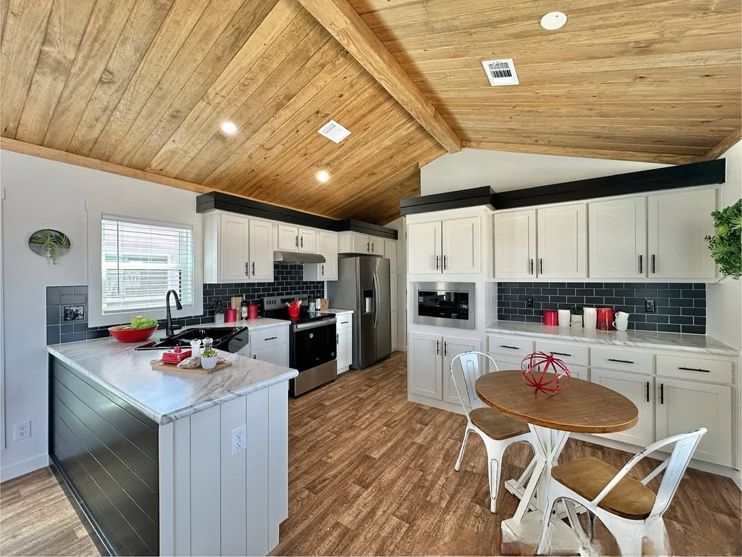 SnapInsta.to_488758540_18384553471184287_1390710884301924119_n