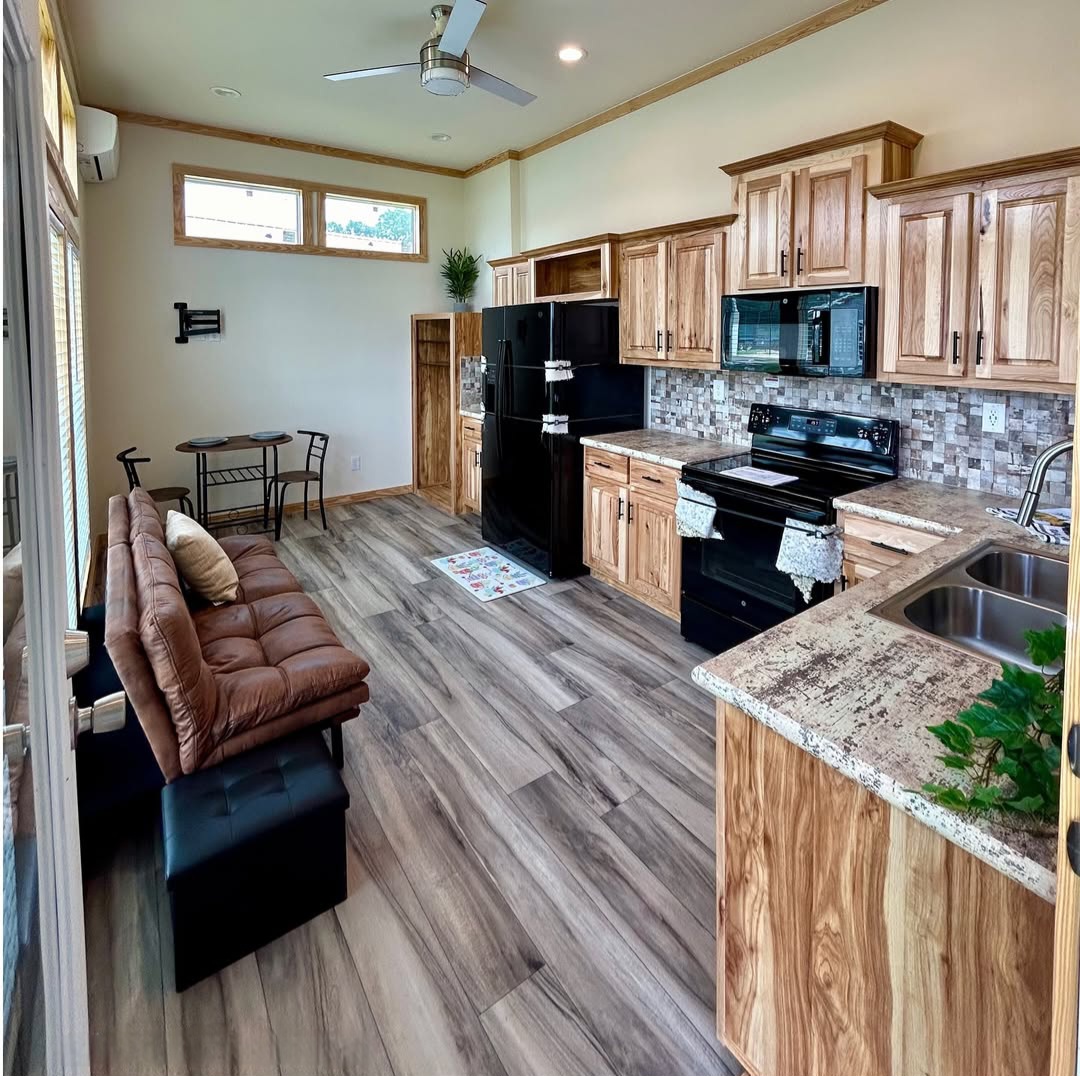 SnapInsta.to_441523858_18335652319186984_5931549627292947648_n