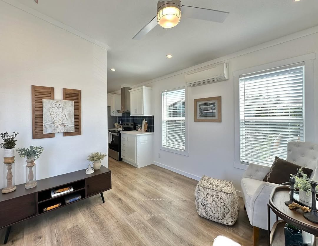 SnapInsta.to_464992190_1760104718060493_2241005451142283781_n