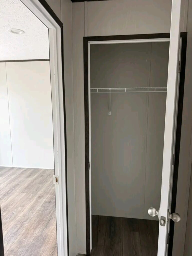 1781137549481