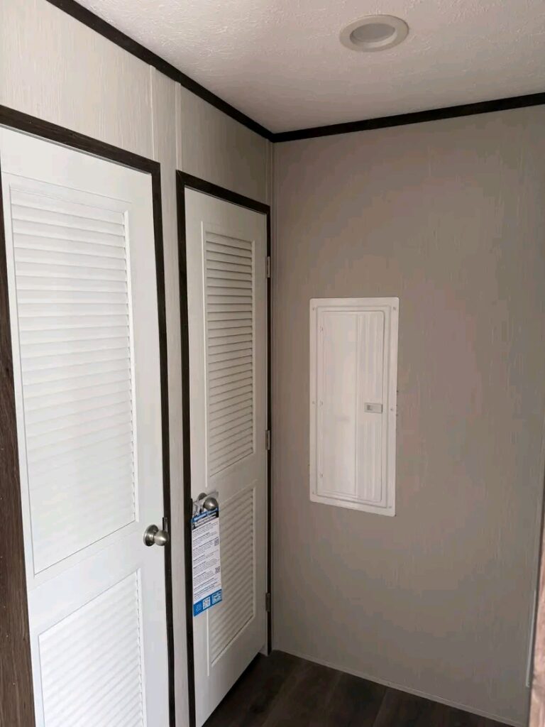 1781139872705